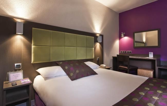 Tour Hôtel – Room