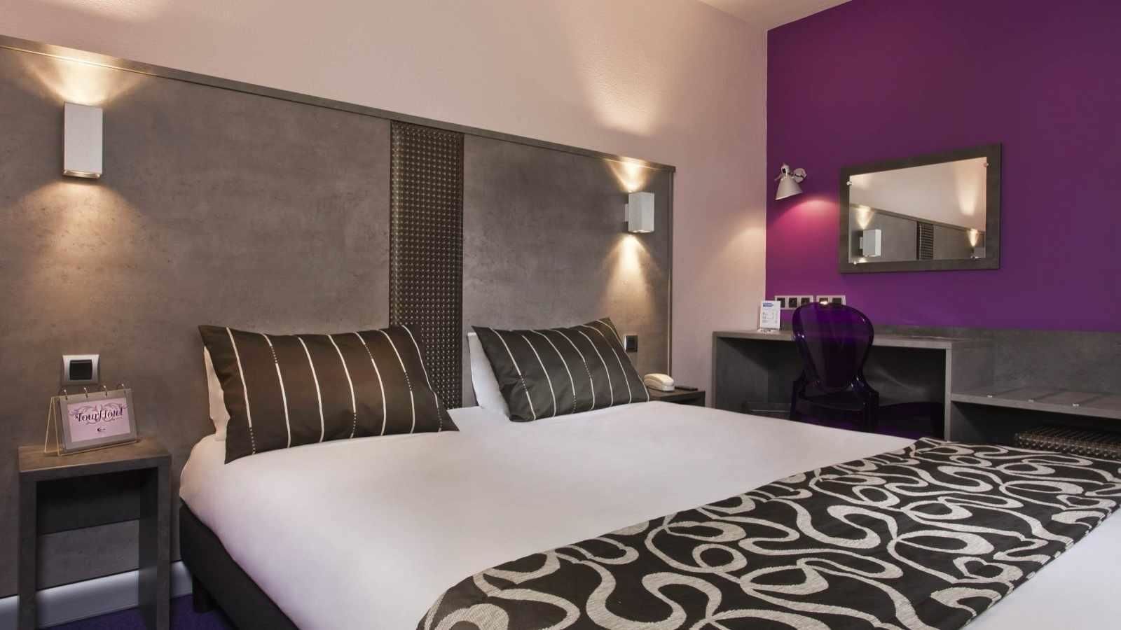 Tour Hôtel – Room